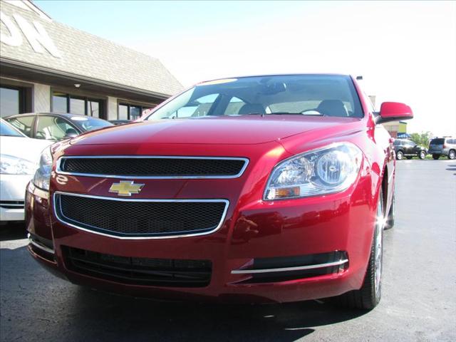 2011 Chevrolet Malibu C300 Sedan