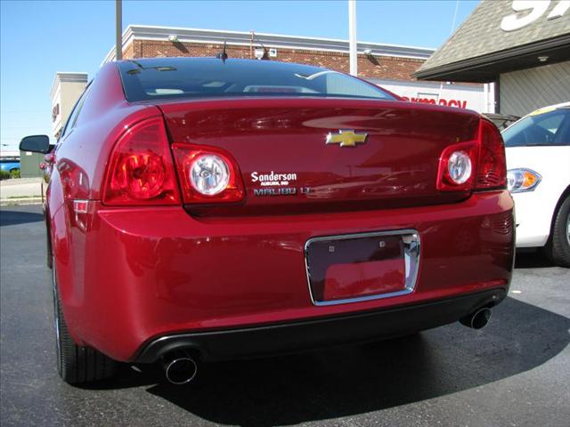 2011 Chevrolet Malibu C300 Sedan