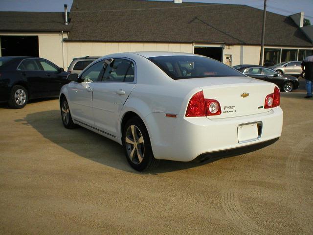 2011 Chevrolet Malibu 4dr Sdn I4 CVT 2.5