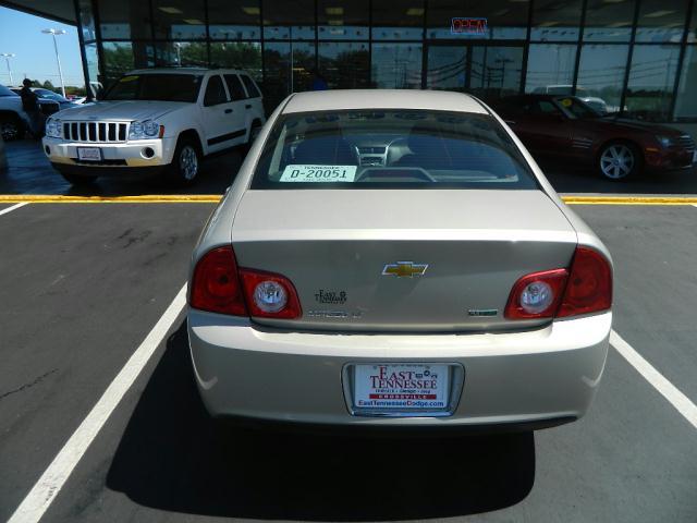 2011 Chevrolet Malibu 4dr Sdn I4 CVT 2.5