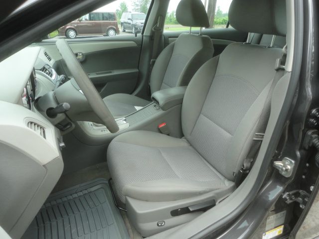 2011 Chevrolet Malibu Touring 4WD