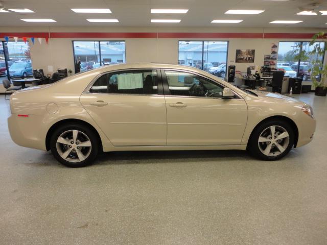 2011 Chevrolet Malibu Supercab XL