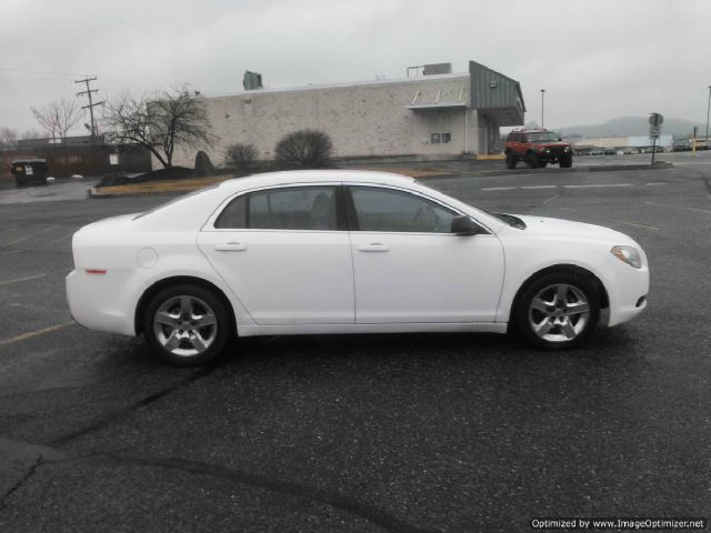 2012 Chevrolet Malibu LS NICE