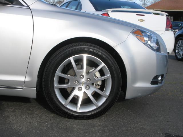 2012 Chevrolet Malibu LS 4X4 Crewcab HD