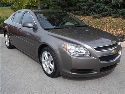 2012 Chevrolet Malibu 4dr AWD SUV