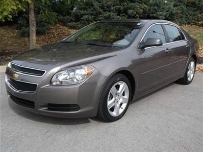 2012 Chevrolet Malibu 4dr AWD SUV