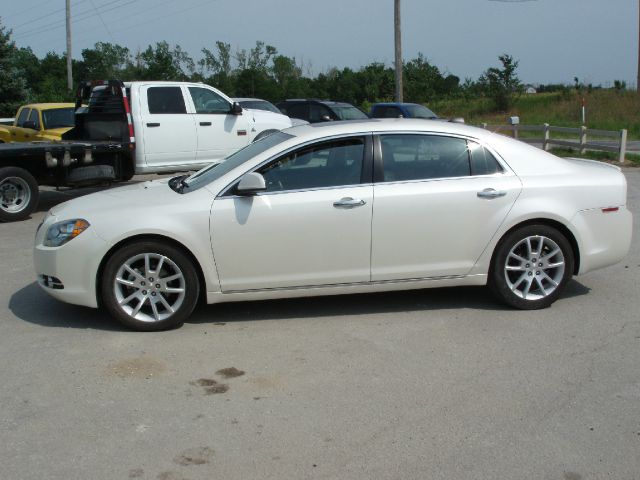 2012 Chevrolet Malibu SE CREW CB LWB