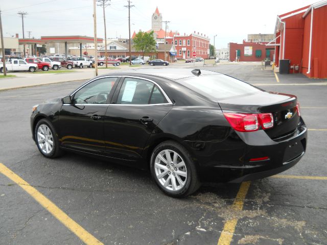 2013 Chevrolet Malibu 4dr AWD SUV