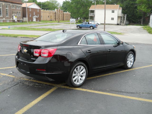 2013 Chevrolet Malibu 4dr AWD SUV