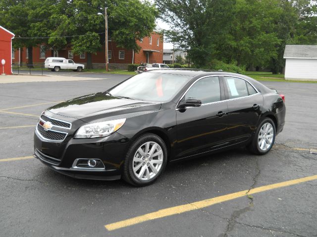 2013 Chevrolet Malibu 4dr AWD SUV