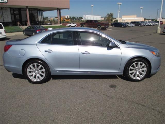 2013 Chevrolet Malibu 4dr AWD SUV