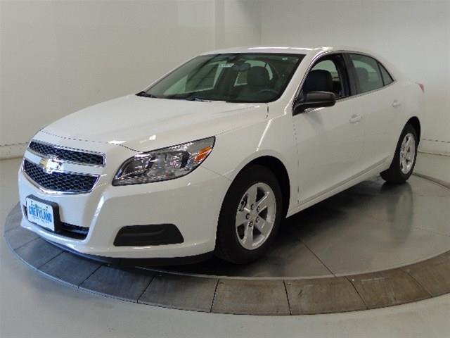 2013 Chevrolet Malibu E-150 Chateau