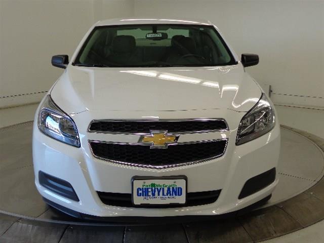 2013 Chevrolet Malibu E-150 Chateau