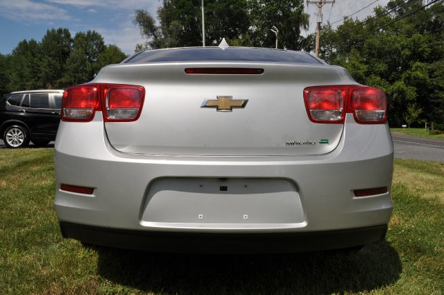 2013 Chevrolet Malibu LSV6 4DR