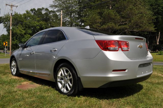 2013 Chevrolet Malibu LSV6 4DR