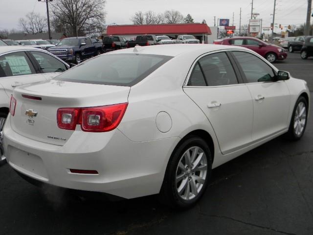 2013 Chevrolet Malibu SLE SLT WT