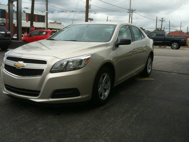 2013 Chevrolet Malibu Touring W/nav.sys