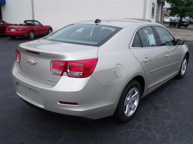 2013 Chevrolet Malibu Unknown