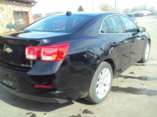 2013 Chevrolet Malibu 4dr AWD SUV