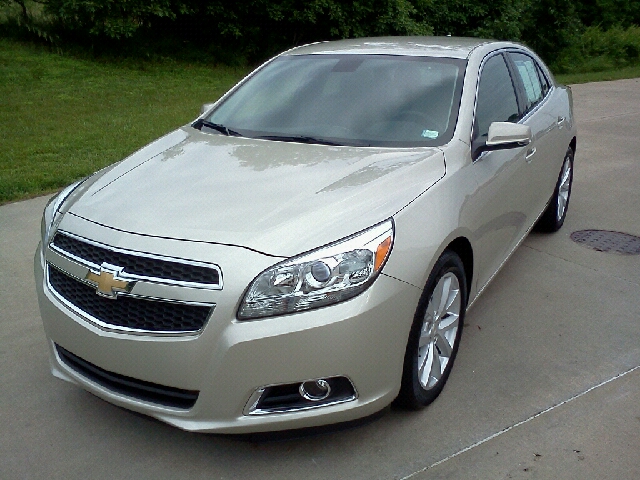 2013 Chevrolet Malibu 4dr AWD SUV