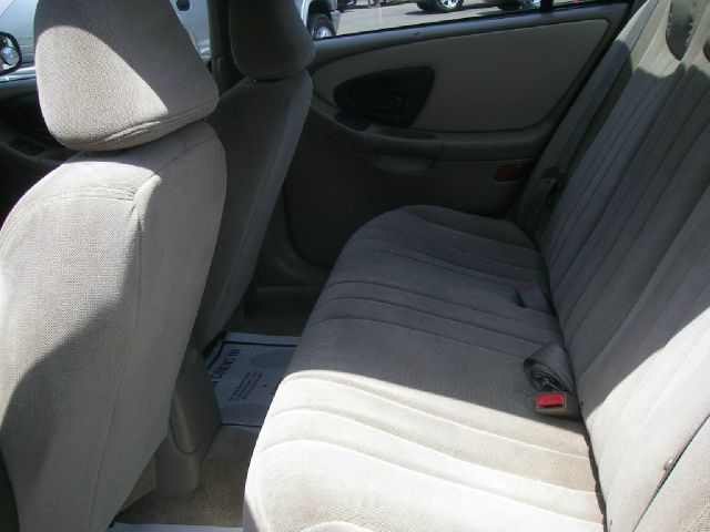 2004 Chevrolet Malibu Classic Unknown