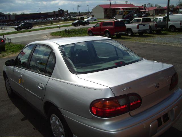 2005 Chevrolet Malibu Classic Base