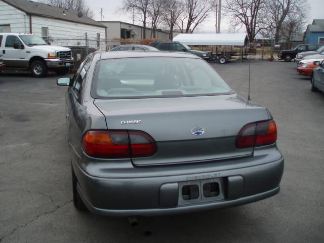 2005 Chevrolet Malibu Classic Unknown