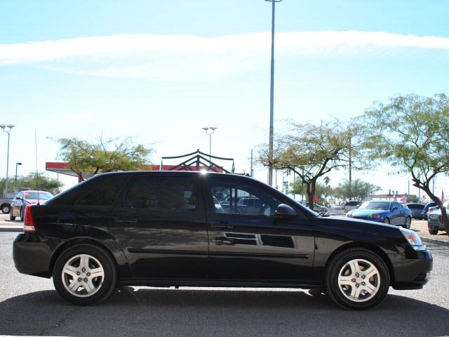 2004 Chevrolet Malibu Maxx SL1