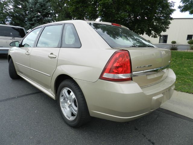 2004 Chevrolet Malibu Maxx SL1