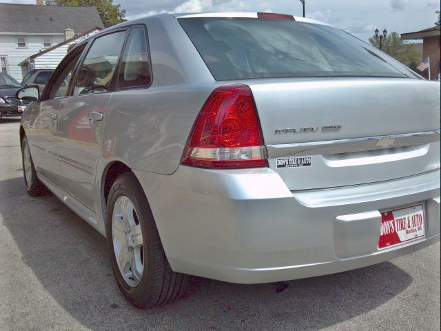 2004 Chevrolet Malibu Maxx SL1