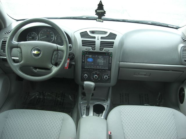 2006 Chevrolet Malibu Maxx SL1