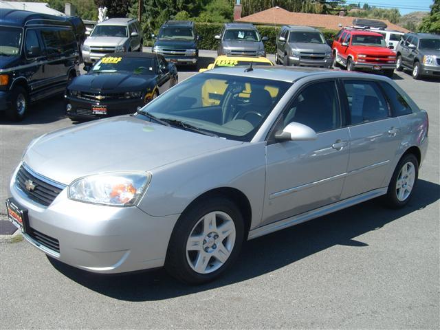 2006 Chevrolet Malibu Maxx 2DR Coupe AUTO