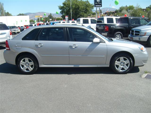 2006 Chevrolet Malibu Maxx 2DR Coupe AUTO