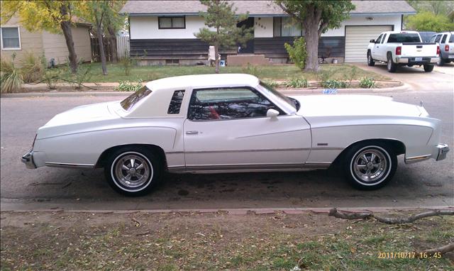 1977 Chevrolet Monte Carlo Unknown