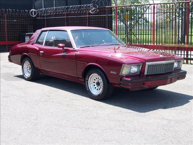 1979 Chevrolet Monte Carlo Custom 2 DOOR Hardtop