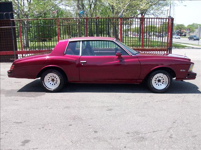 1979 Chevrolet Monte Carlo Custom 2 DOOR Hardtop