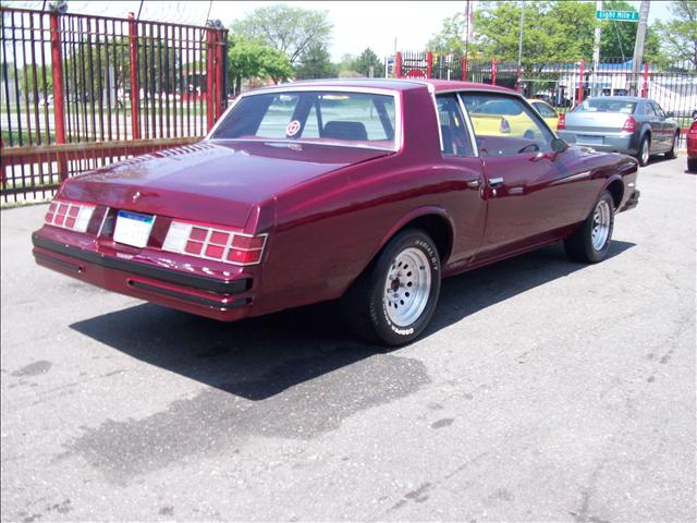 1979 Chevrolet Monte Carlo Custom 2 DOOR Hardtop