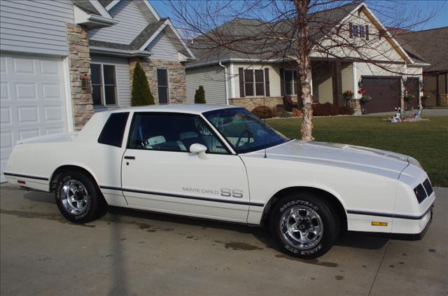 1983 Chevrolet Monte Carlo Unknown