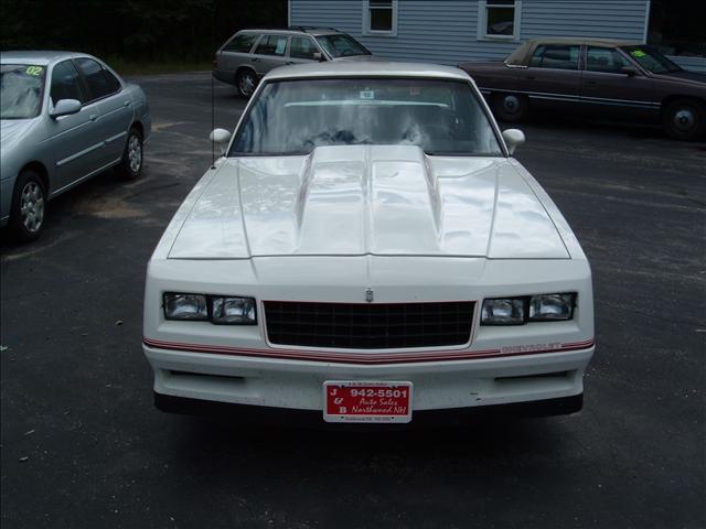 1985 Chevrolet Monte Carlo 4dr Sdn Auto (natl) Hatchback