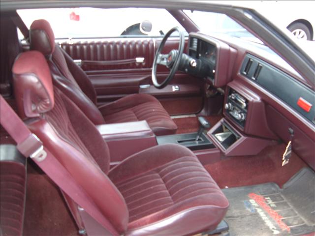 1985 Chevrolet Monte Carlo 4dr Sdn Auto (natl) Hatchback