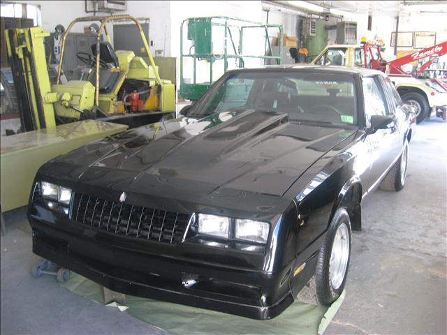 1985 Chevrolet Monte Carlo 4dr Sdn Auto (natl) Hatchback