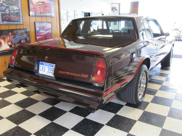 1985 Chevrolet Monte Carlo Base