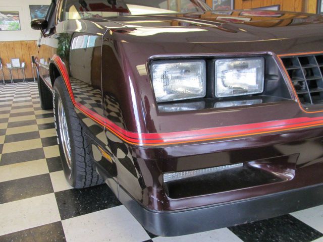 1985 Chevrolet Monte Carlo Base