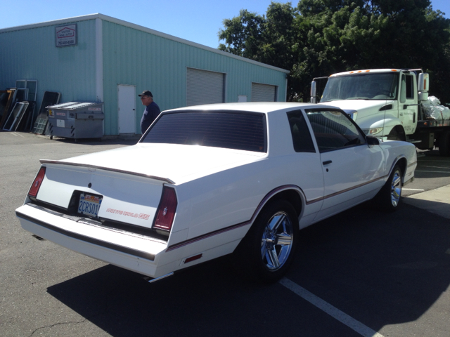 1986 Chevrolet Monte Carlo 4dr Sdn Auto (natl) Hatchback