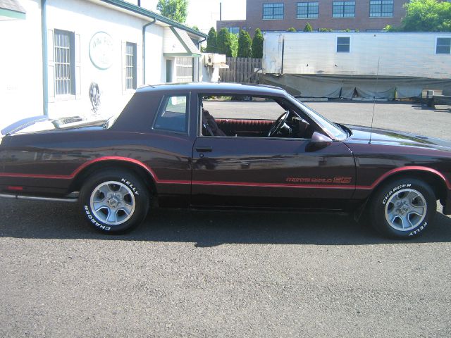 1986 Chevrolet Monte Carlo 4dr Sdn Auto (natl) Hatchback