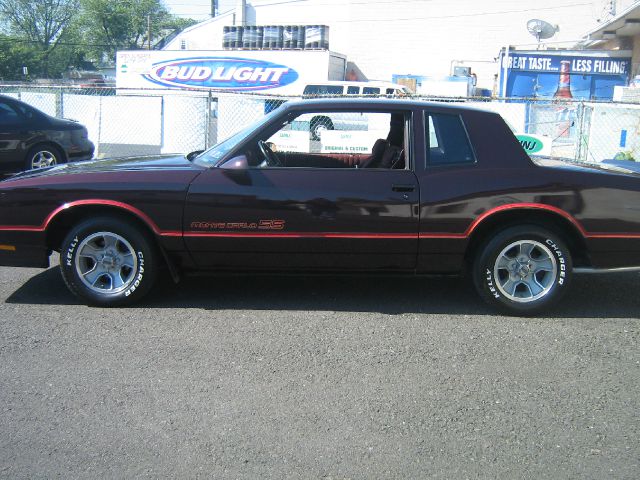 1986 Chevrolet Monte Carlo 4dr Sdn Auto (natl) Hatchback