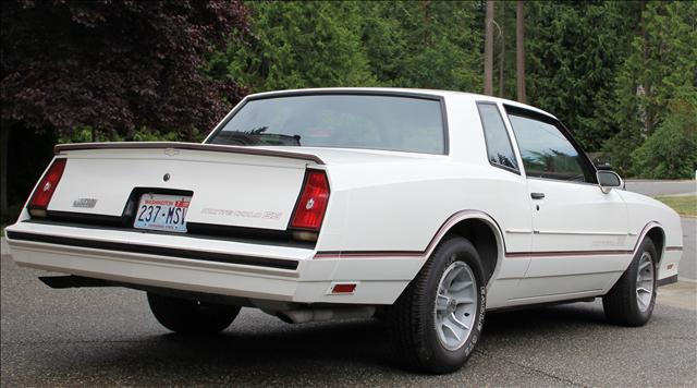 1986 Chevrolet Monte Carlo 4dr Sdn Auto (natl) Hatchback