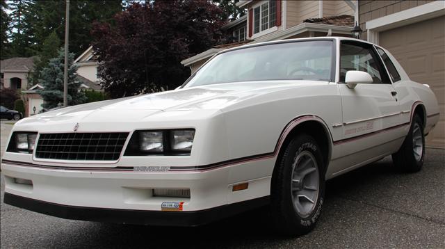 1986 Chevrolet Monte Carlo 4dr Sdn Auto (natl) Hatchback