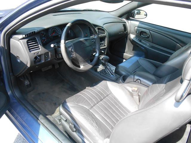 2000 Chevrolet Monte Carlo CP 2DR CPE Premium