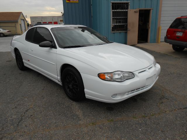 2000 Chevrolet Monte Carlo 4dr Sdn Auto (natl) Hatchback